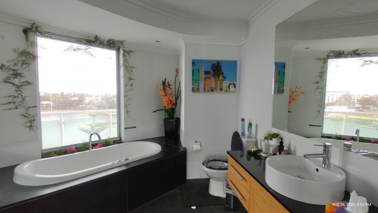 A 406 Fantastic Ocean Beach And Marina View Apt - 曼哲拉 外观 照片